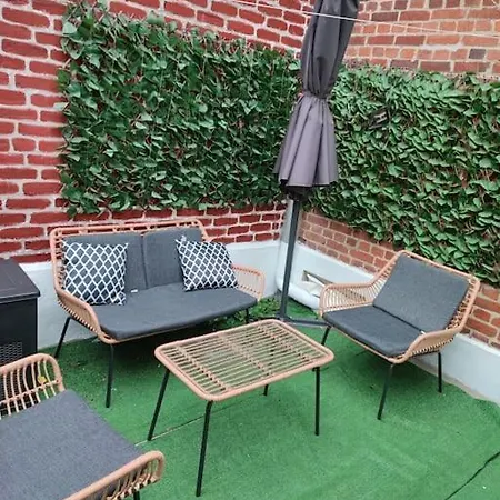Luxury, Peaceful 3 Bedroom Family 아파트 *